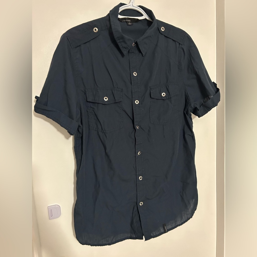 Men’s Straight Faded Button Up